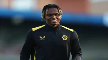 وفاة إيثان ماكلويد نجم الدوري الإنجليزي الشاب في حادث سير على طريق M1 عن عمر 21 عاماً 1